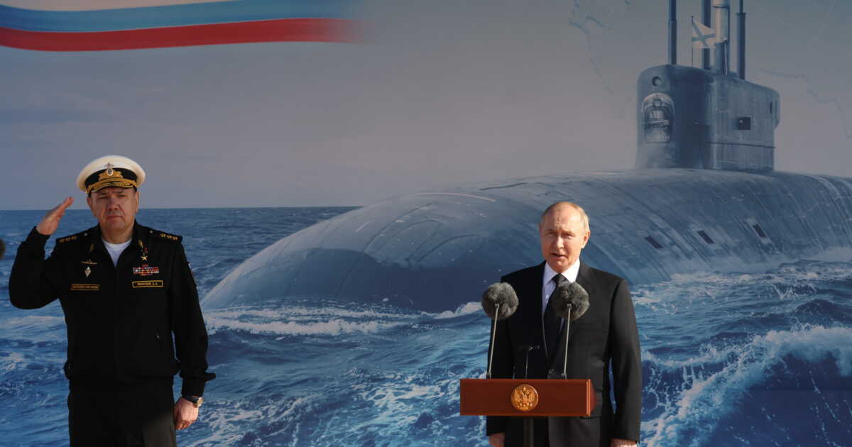 La Russie met à l'eau le Khabarovsk, un sous-marin lanceur de drones-torpilles nucléaires Poseïdon