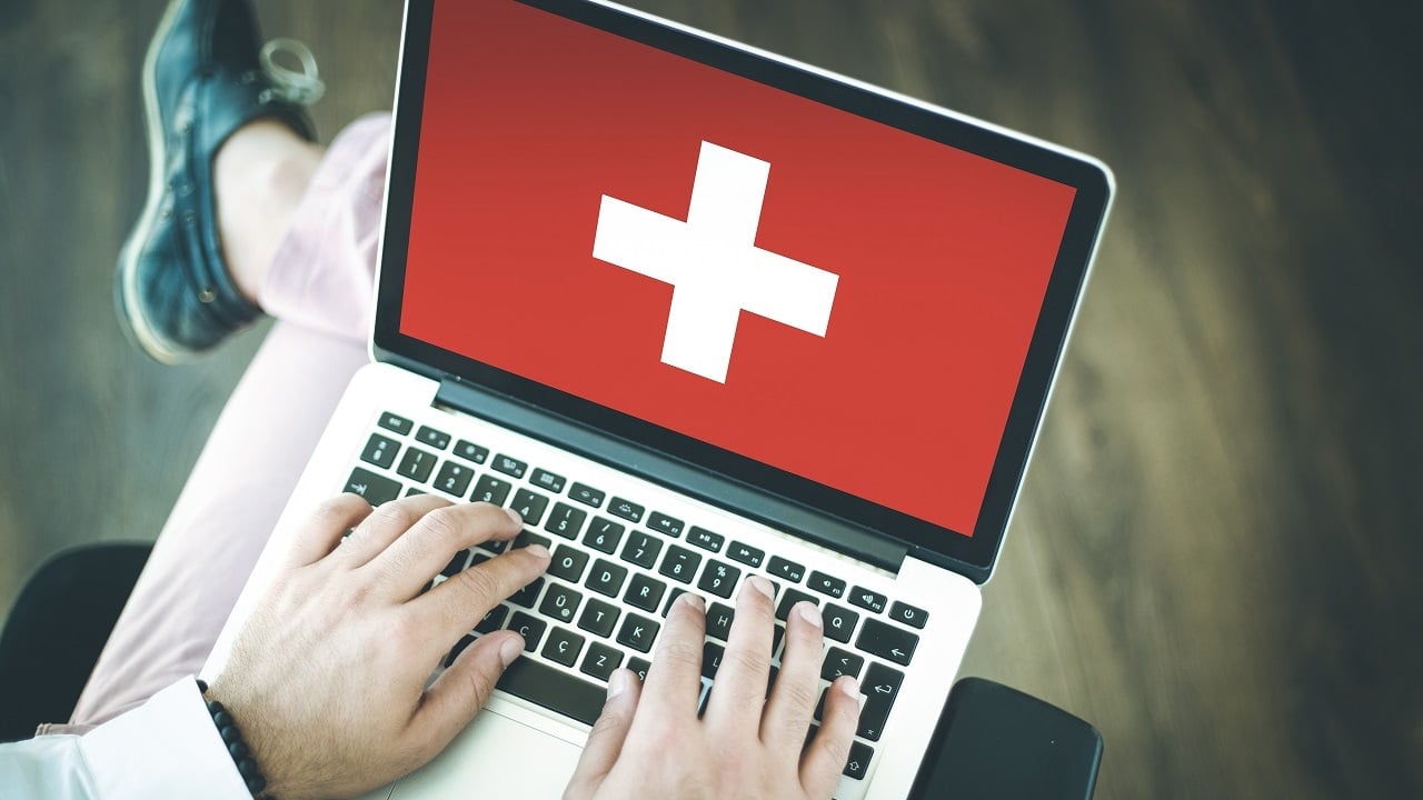 travailler en Suisse, voici ce que vous pourriez toucher en changeant juste de frontière