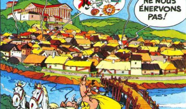 Le pont, la colline, la ville, le théâtre antique. Capture Astérix Le Tour de Gaule