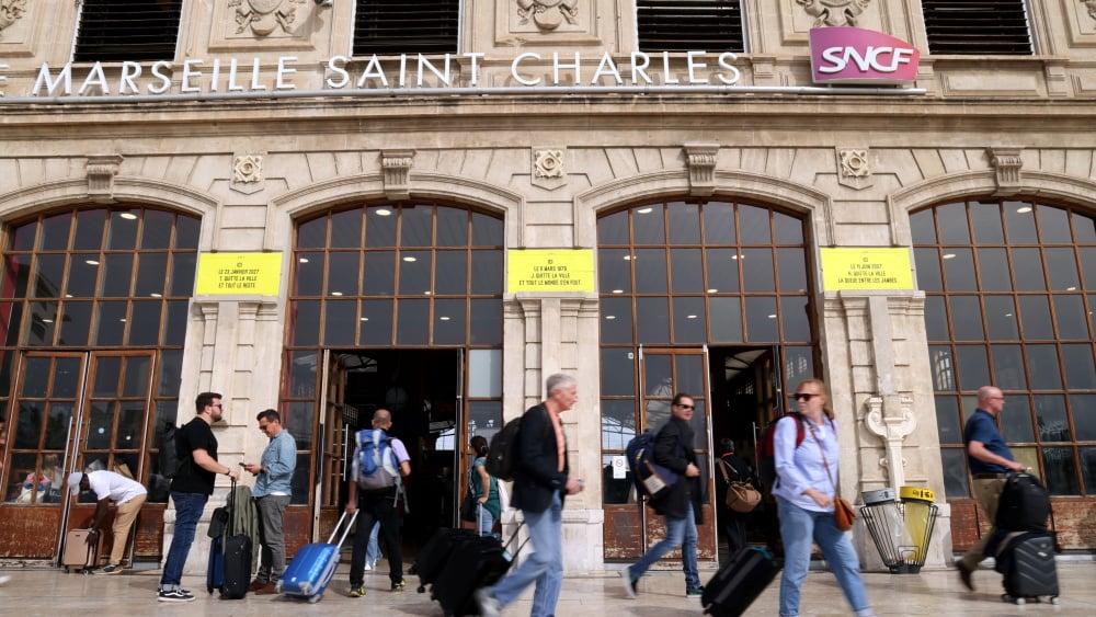 Deux niveaux, 10 ans de travaux... Coup d'envoi du chantier pour une gare Saint-Charles XXL à Marseille