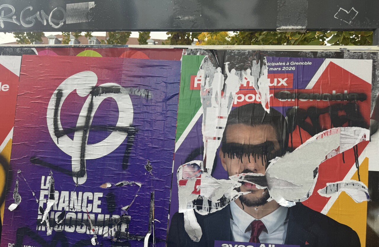 Grenoble. Des affiches LFI taguées avec des croix gammées, le candidat Allan Brunon voit rouge