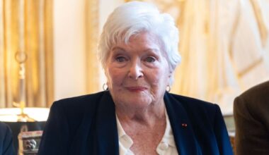 Line Renaud : "Là, franchement, je..." terrible nouvelle à 97 ans - Melty