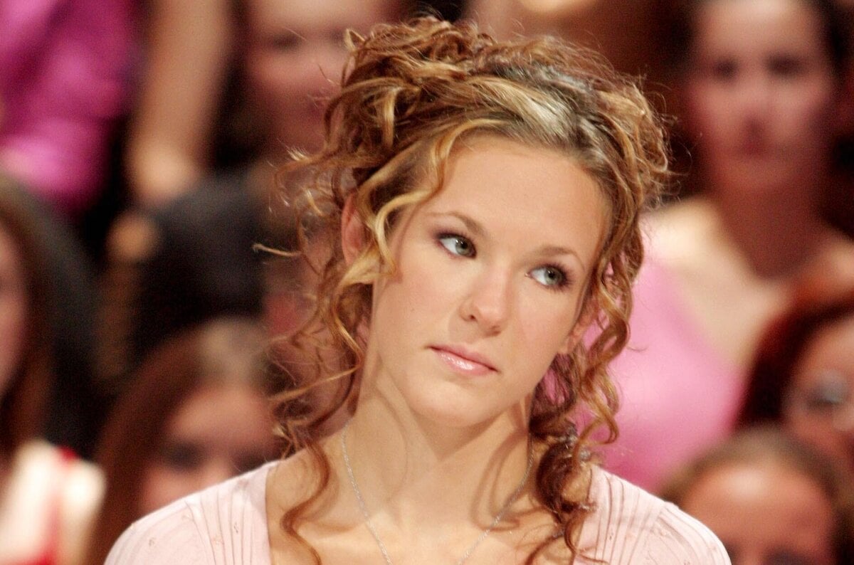 Lorie traquée jusque chez elle ? Son père raconte les dérives inq ...