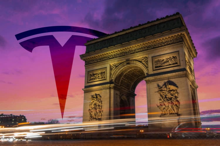 Tesla fait rouler sa conduite entièrement autonome (supervisée) autour de la Place de l’Étoile
