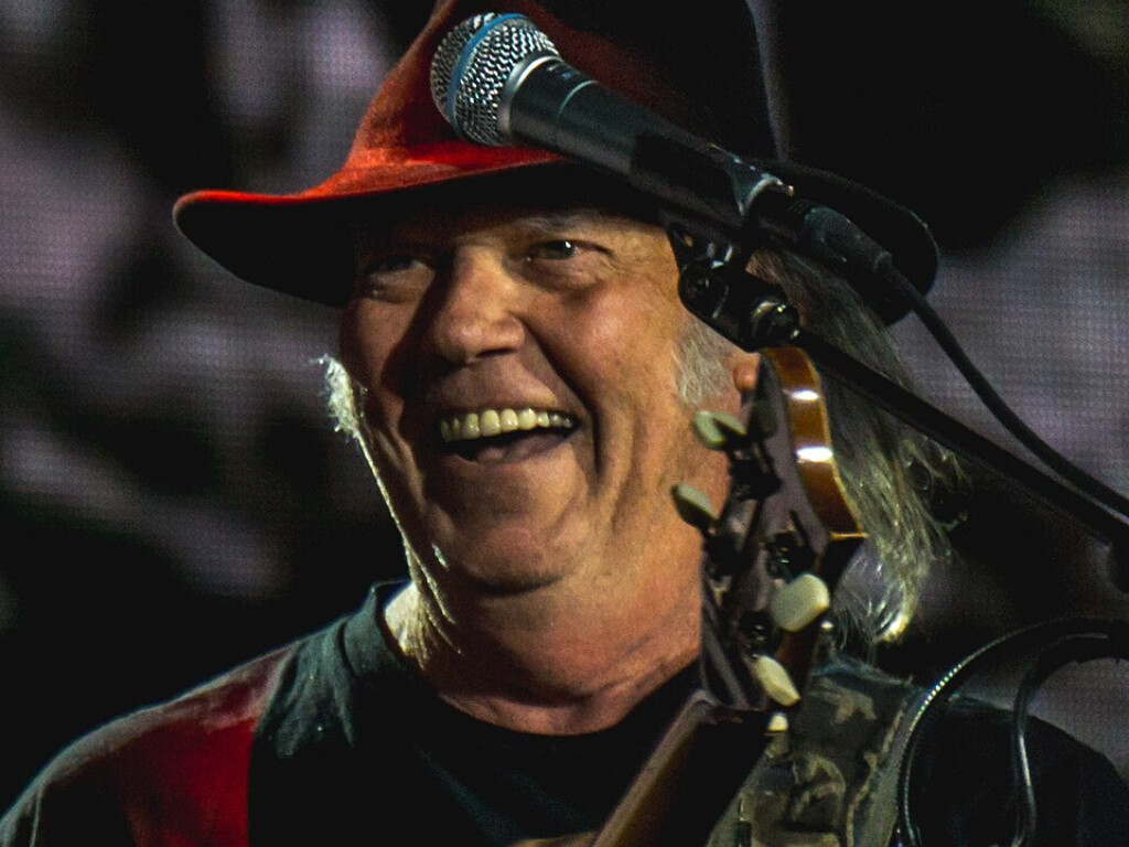 Neil Young, star internationale, annoncé pour un concert exceptionnel au Nancy Open Air 2026