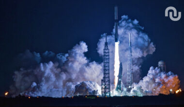 Suivez en direct l’envol de la fusée géante New Glenn et sa tentative de retour sur Terre