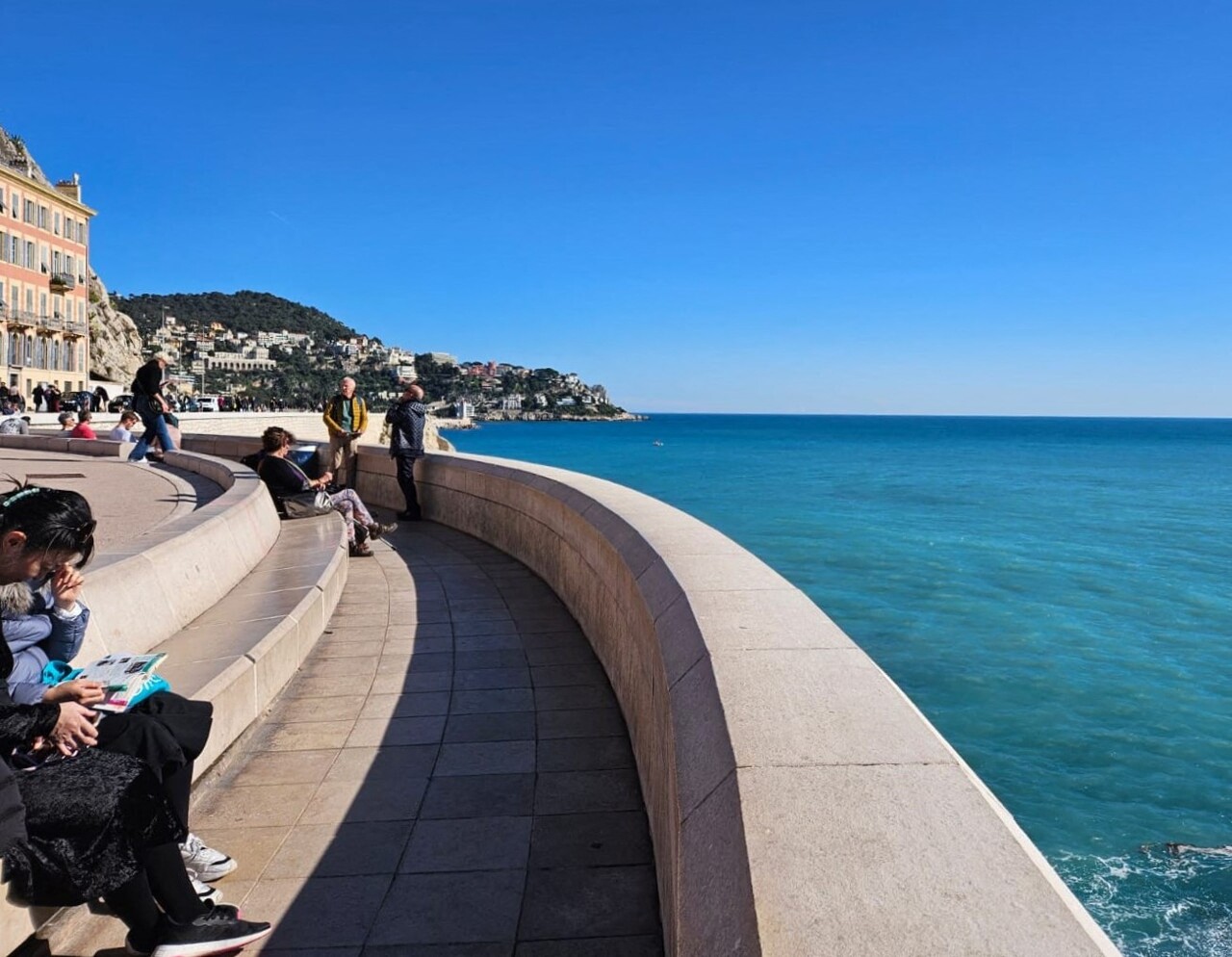 une immense foule attendue dans ce quartier, les bus supprimés ou déviés
