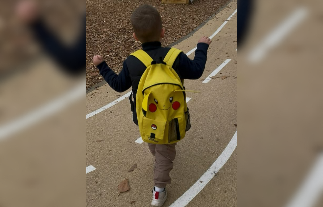 Grenoble. Nino, 4 ans, se fait voler ses cartes Pokémon dans le tram : "C'était sa fierté"