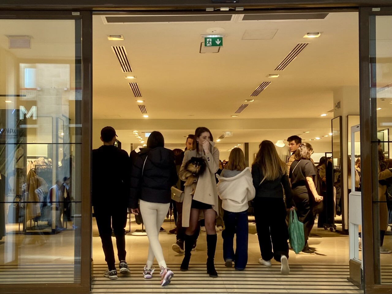 Pourquoi une odeur nauséabonde a envahi des magasins de la rue Sainte-Catherine à Bordeaux ?