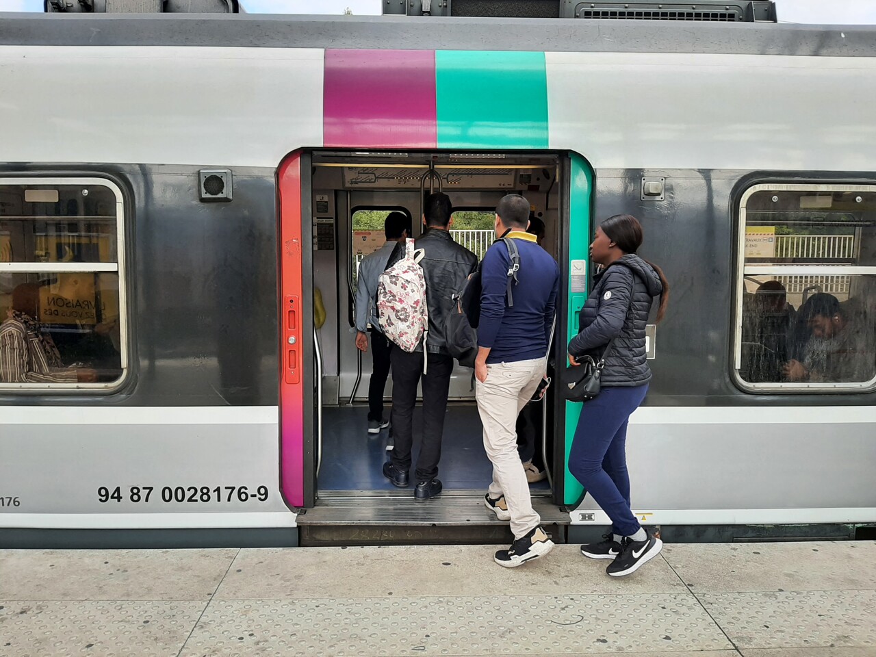 Des wagons réservés aux femmes en Île-de-France ? Une pétition cartonne après la tentative de viol dans le RER
