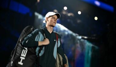 « Chaque match est différent » : Sinner met en garde avant une possible finale contre Alcaraz à Turin