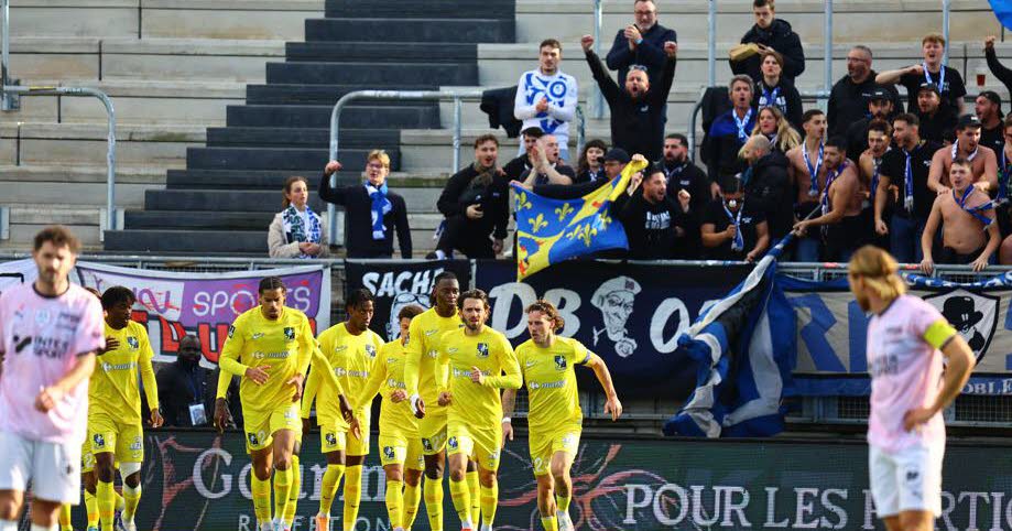 Ligue 2. « On aurait dû tuer le match plus tôt » : le GF38 se fait peur mais l’emporte avec la manière à Amiens