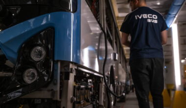 Ardèche. Iveco bus va fabriquer « jusqu’à 4 000 véhicules » électriques et au biogaz pour la région parisienne