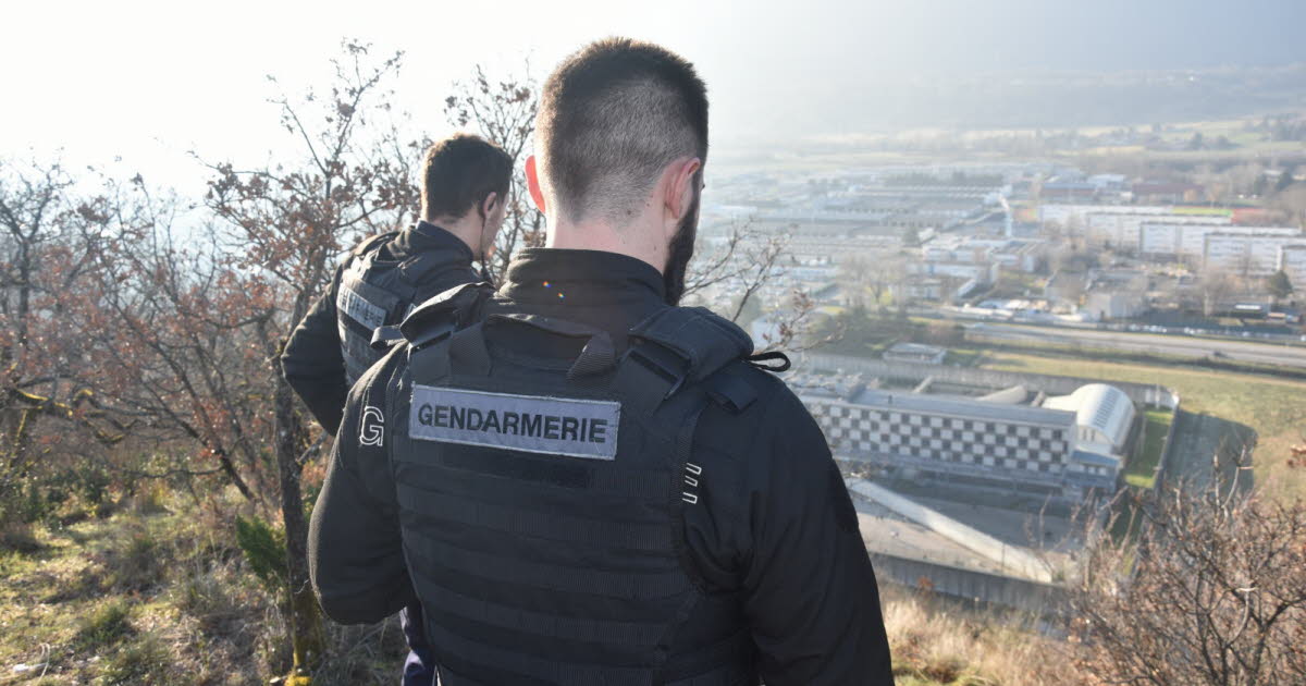 Isère. Des pilotes de drones appréhendés par les gendarmes devant la prison de Varces