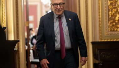 l'accord sur la fin de la paralysie budgétaire creuse le fossé entre démocrates