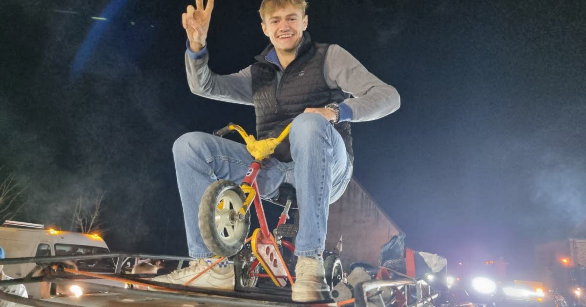 Toulon-sur-Arroux. La Nuit des Agris a débuté par un défilé déjanté