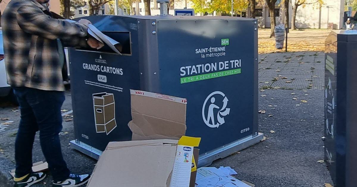 Saint-Étienne Métropole. Une centaine de bornes installées sur 18 communes pour collecter les grands cartons