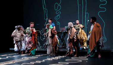 Strasbourg. Robyn Orlin fait pousser des fleurs dans un désert