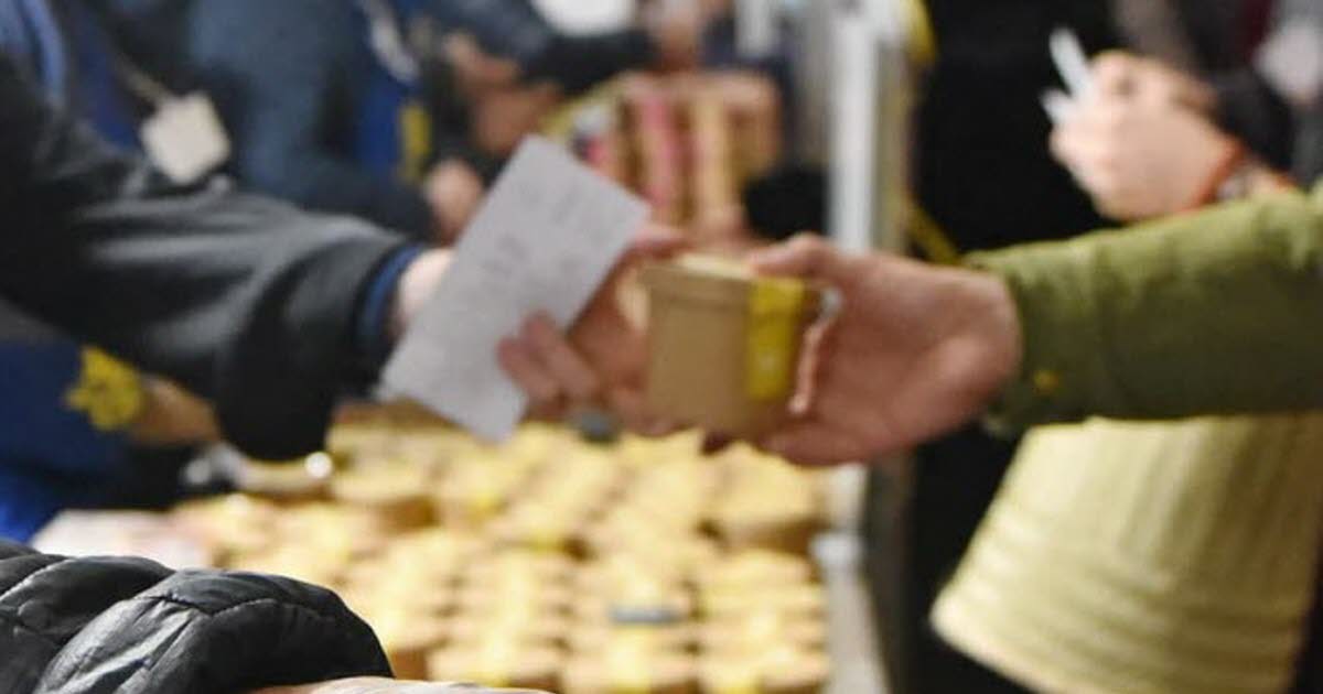 des bols solidaires vendus 4 euros au Zénith mardi 25 novembre