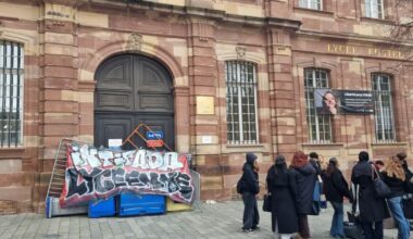 une centaine d’élèves et étudiants dénoncent le génocide au Soudan