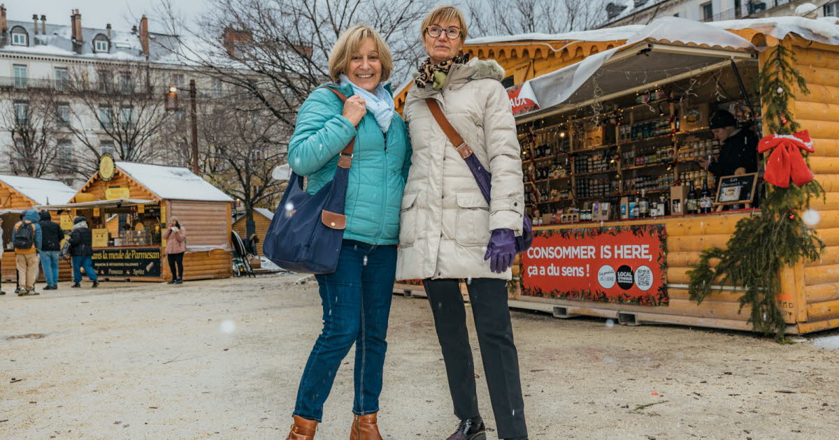 Grenoble. Malgré la neige, ces habitués ont fait l’ouverture du marché de Noël