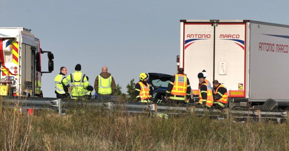 Drôme. Une voiture s'encastre sous un poids lourd sur l'autoroute A7 : deux morts