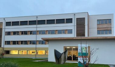 le prix du bâtiment est attribué à…