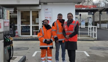 un pompiste engagé à la station-service rue de la Montat