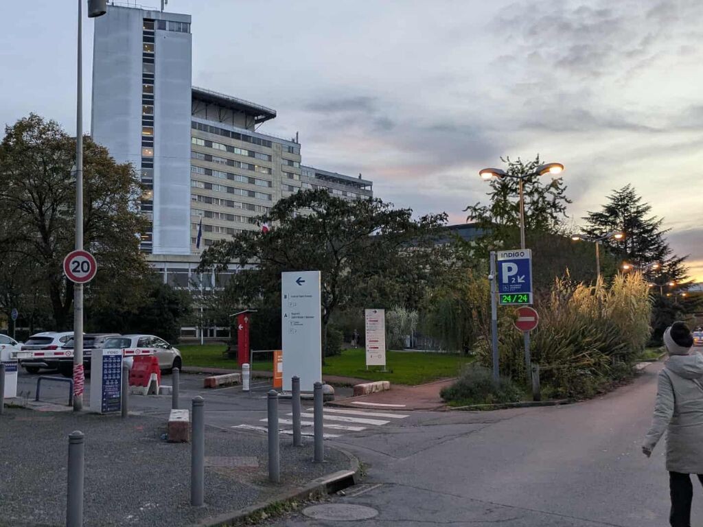 à Bordeaux, ces nouveaux parkings du CHU doivent devenir payants