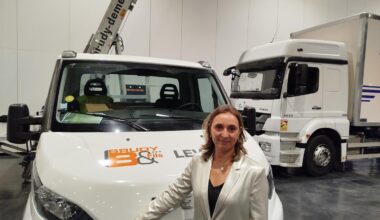 en congrès à Bordeaux, les déménageurs veulent faire le poids