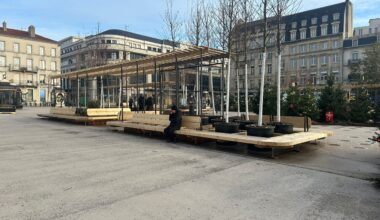 c'est quoi cette grosse structure apparue près de la gare ?