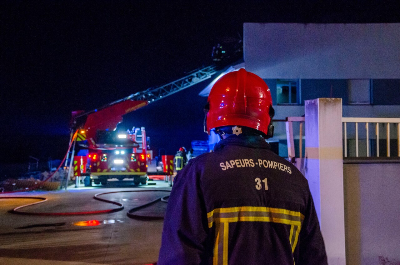 le feu se déclare à l'hôtel, 50 personnes évacuées en pleine nuit