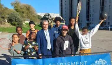 la petite balle jaune s'implante à la cité des Rosiers à Marseille