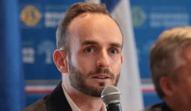 Le "cap clair" de Ludovic Perney Vs. "le jus de pomme" d'Olivia Fortin au conseil d'arrondissement des 6e-8e