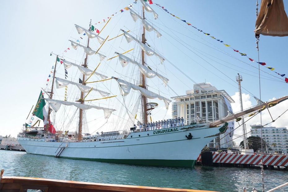 L'IMAGE. Six mois après son choc mortel avec le pont de Brooklyn, le Cuauhtémoc, voilier star de l'Armada, de retour au Mexique