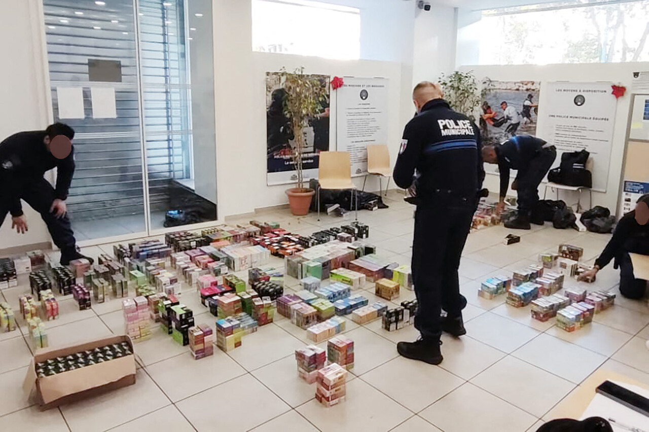 Marseille. La police tombe sur une impressionnante cargaison interdite dans ce magasin