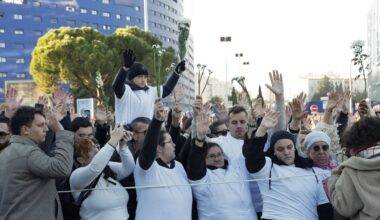 "On a attendu que Mehdi meure pour que l'État se bouge"... à Marseille, les mères en première ligne