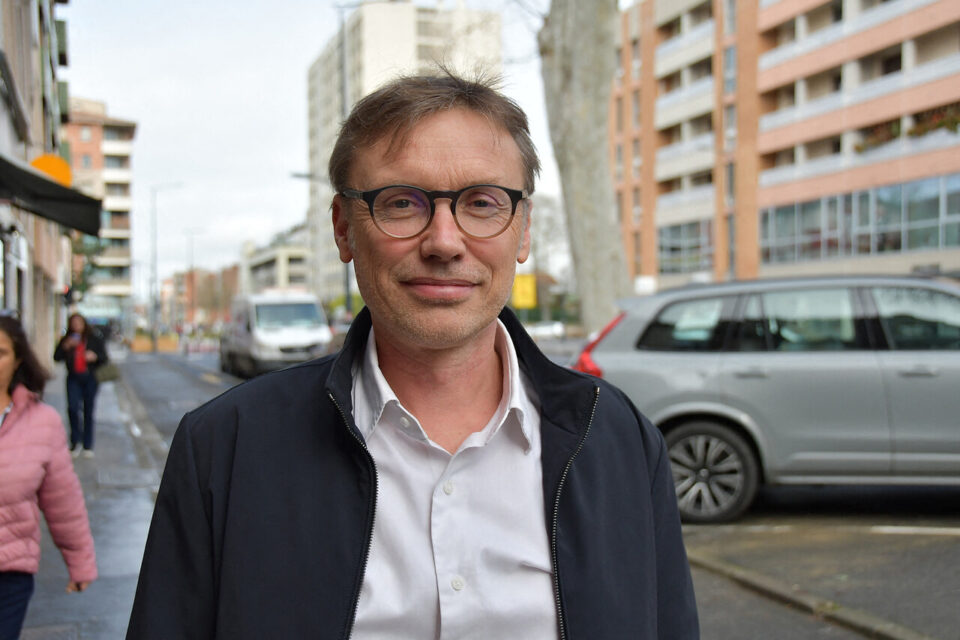 Chef de file des écologistes pour cette campagne, Régis Godec balaie la proposition de François Piquemal, qui lui proposait un ticket Ville-Métropole pour les Municipales 2026