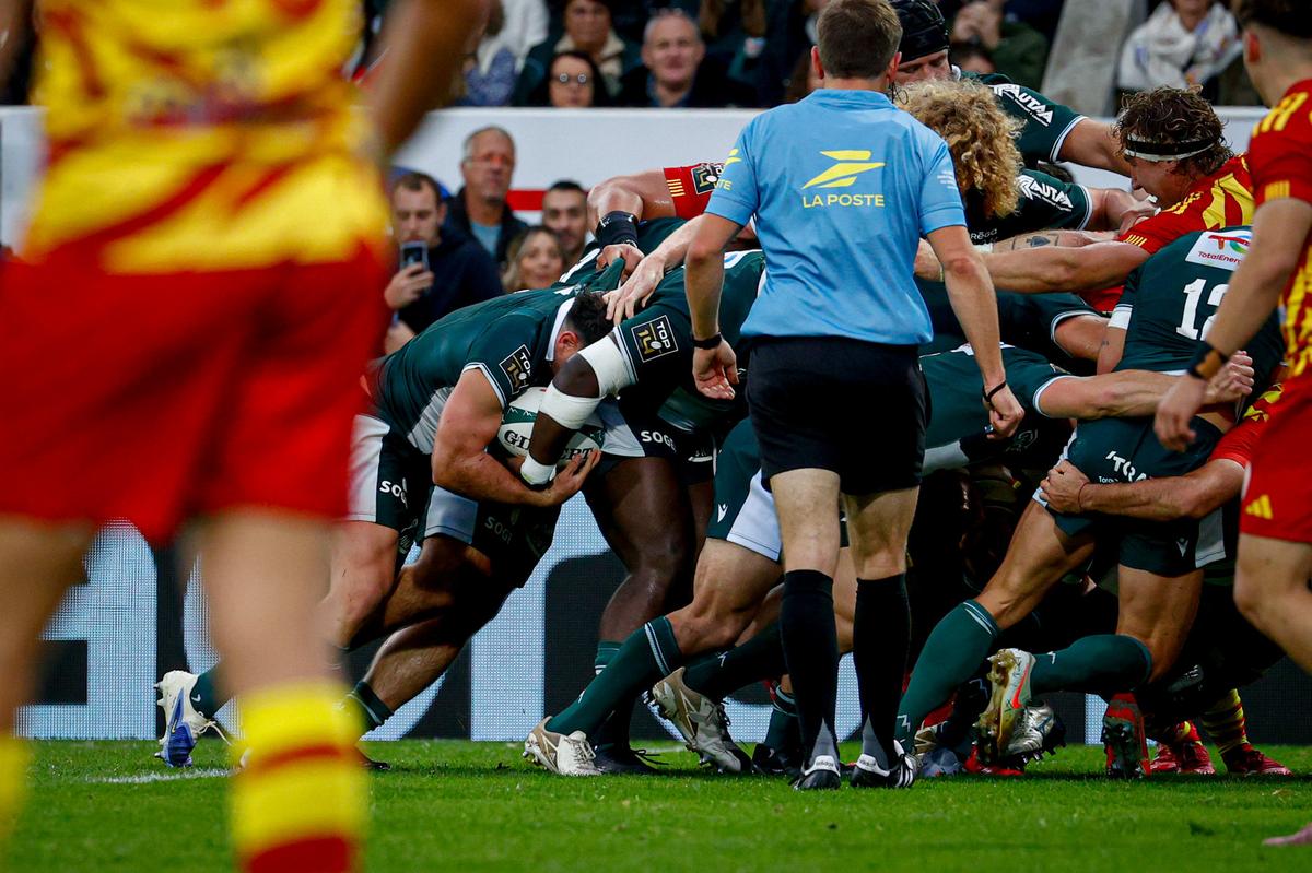 Gros point faible en début de saison dernière, les ballons portés ont déjà rapporté 4 essais aux Béarnais.