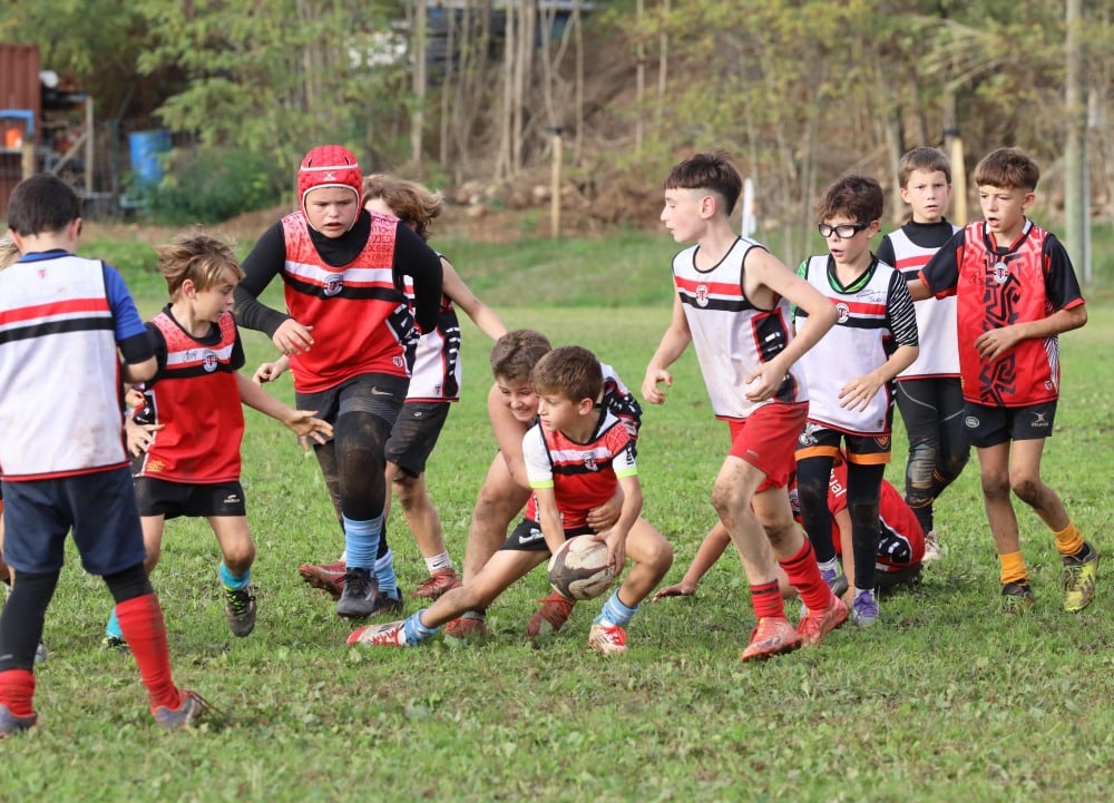 le Stade Toulousain guide la relève corse sous l'oeil avisé d'Émile Ntamack