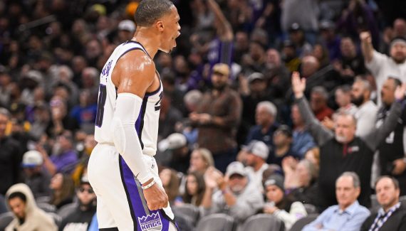 En triple-double, Russell Westbrook porte les Kings face aux Warriors !