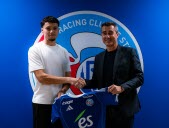 Samir El Mourabet, avec le président Marc Keller, a prolongé son contrat jusqu'en juin 2030 avec son club formateur. Photo RCSA