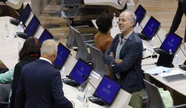 Sébastien Barles allié avec LFI mais toujours adjoint au maire de Marseille, la question qui fâche... ou pas