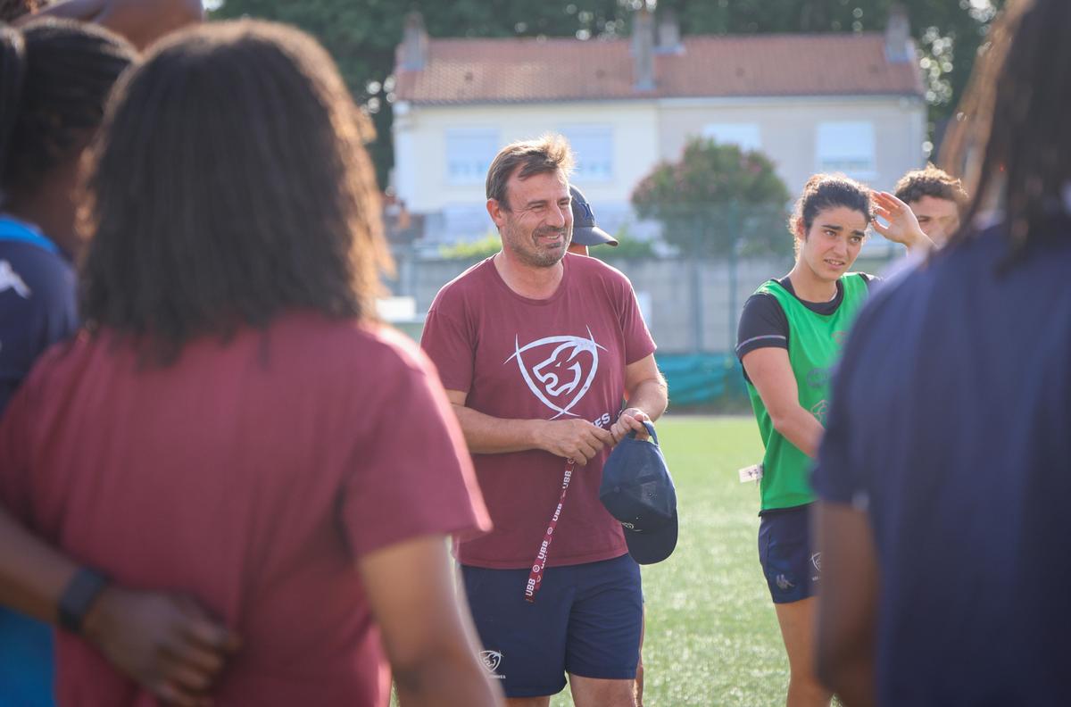 « à Bordeaux, tout le monde est content pour moi », confie François Ratier, le nouveau sélectionneur des Bleues