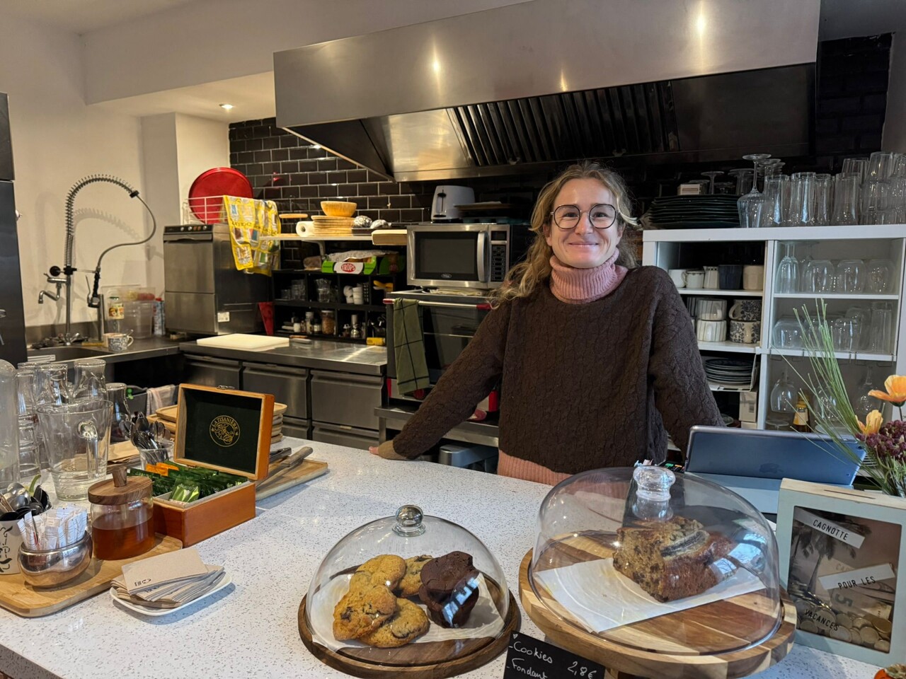 Entre brunchs et tapas, un nouveau café-restaurant ouvre sur les allées Jean-Jaurès à Toulouse
