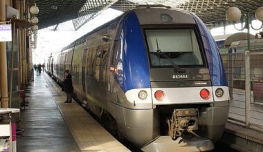 Privés de toilettes, ces voyageurs d'un train depuis Paris racontent leur galère : "Un manque de respect"