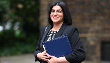 Royaume-Uni : les demandeurs d’asile devront attendre 20 ans pour obtenir la résidence permanente