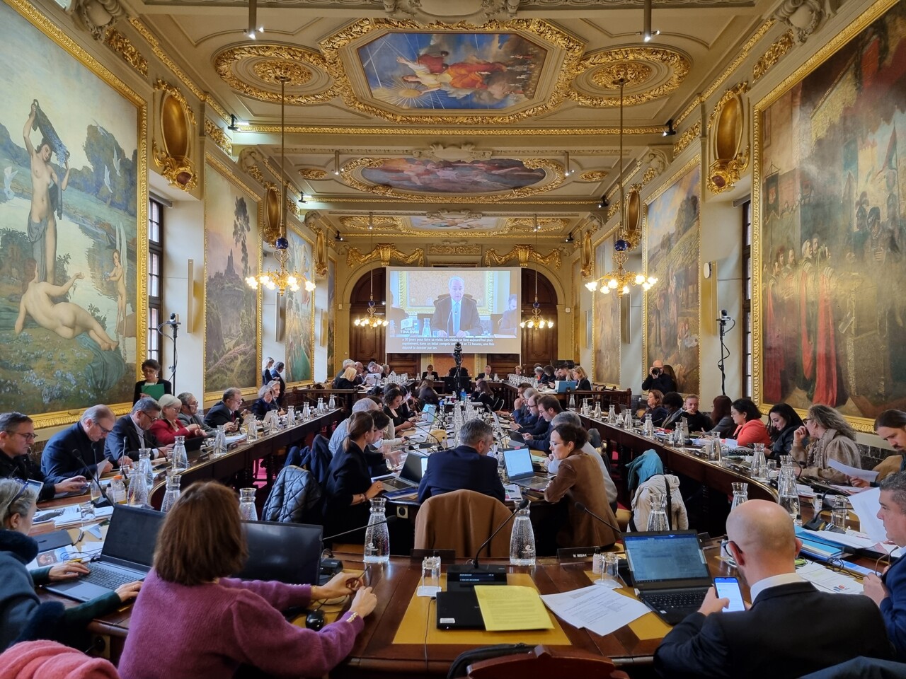 cacophonie totale au Conseil municipal