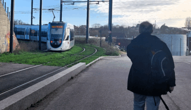 le prix du ticket pour voyager avec le Tram T12 va baisser