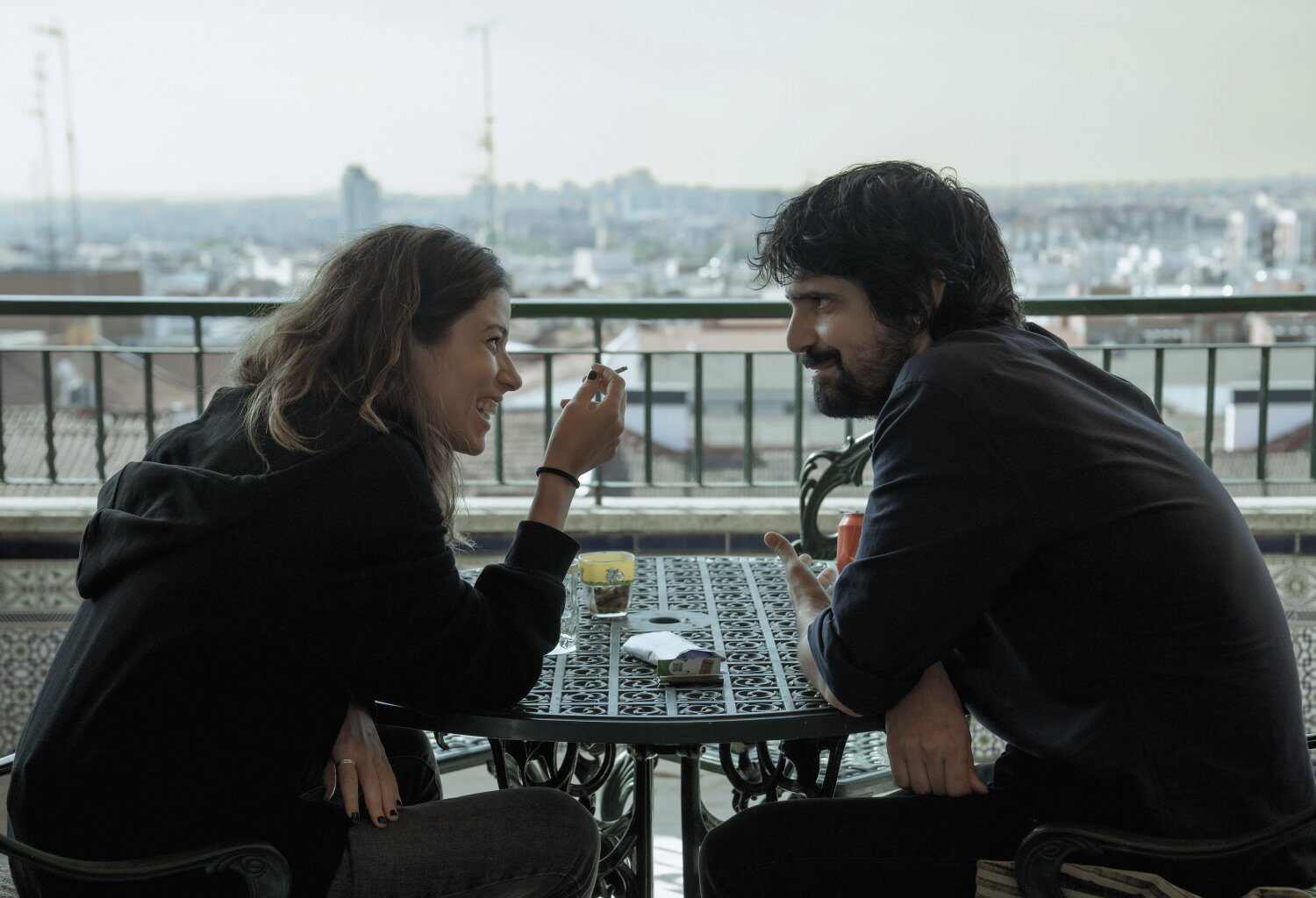 « Los años nuevos » de Rodrigo Sorogoyen : « Si on observe le couple avec rigueur, on peut analyser la société »